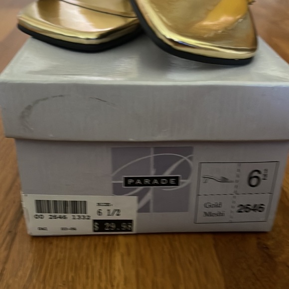 NWT Studio Roma open toe slide in gold with block heel size 6.5 - Picture 3 of 9